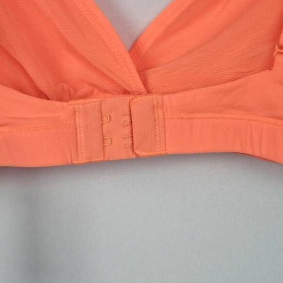SKIMS FITS EVERYBODY CROSS FRONT BRA NWT - Picture 5 of 10